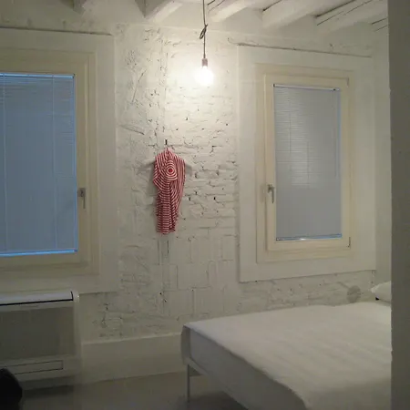 Guest house Legrenzi 2*