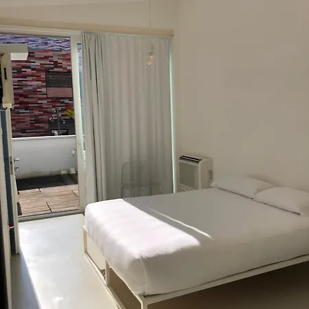 Legrenzi Guest house 2*